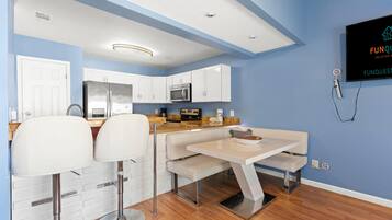 Huis, meerdere bedden (5218 Beach Dr C ) | Dineren