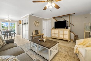 Townhome, Multiple Beds (Basking by the Beach) | Living area