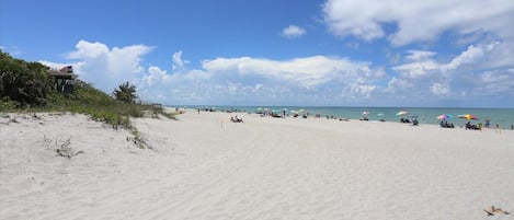 Playa en los alrededores