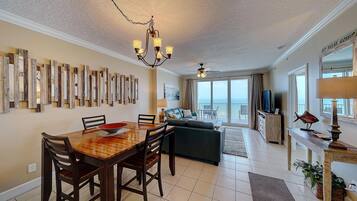 Condo, Multiple Beds (Ocean Villa 1104) | Dining
