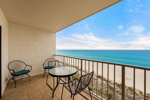 Condo, 1 cama King size y sofá cama (The Summit 1023) | Áreas de la propiedad