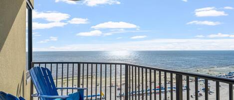 コンドミニアム クイーンベッド 1 台ソファーベッド付き (Sunbird 811E ) | 施設の敷地