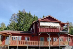 Exterior - Två Stora och Moderna Lägenheter (Bomsarvet)