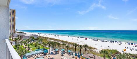 Condo, 1 King Bed with Sofa bed (The Summit 616) | Pool
