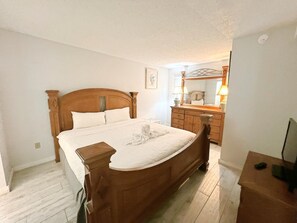 Appart'hôtel, 1 très grand lit et 1 canapé-lit (The Summit 618) | 1 chambre