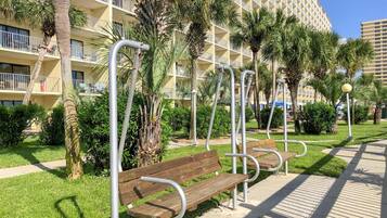 Condo, 1 Katil Raja (King) dengan Katil Sofa (The Summit 618) | Kawasan hartanah