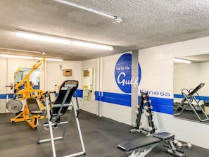 Studio, 1 King Bed with Sofa bed (Top of The Gulf 213) | Fitness facility