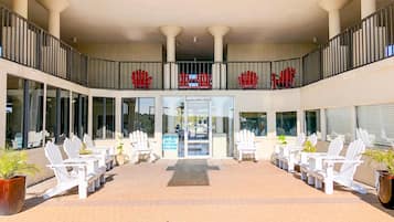 Studio - 1 kingsize-säng med bäddsoffa (Top of The Gulf 213) | Terrass/Patio