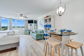 Studio, 2 Queen Beds (Top Of The Gulf 710) | Dining - Top Of The Gulf 710 (Panama City Beach)