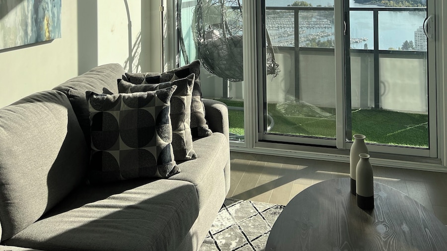 Adastay Suites Toronto