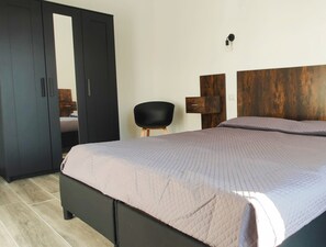 Apartamento, 2 quartos, sacada, vista para o jardim | 2 quartos