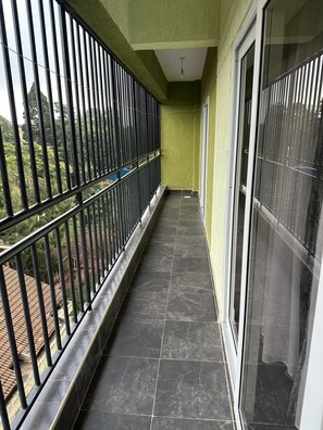 Property grounds - Furnished 2 bedroom apartment in Lavington Nairobi (Nairobi)
