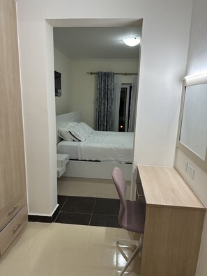 2 bedrooms, desk, iron/ironing board, free WiFi - Furnished 2 bedroom apartment in Lavington Nairobi (Nairobi)