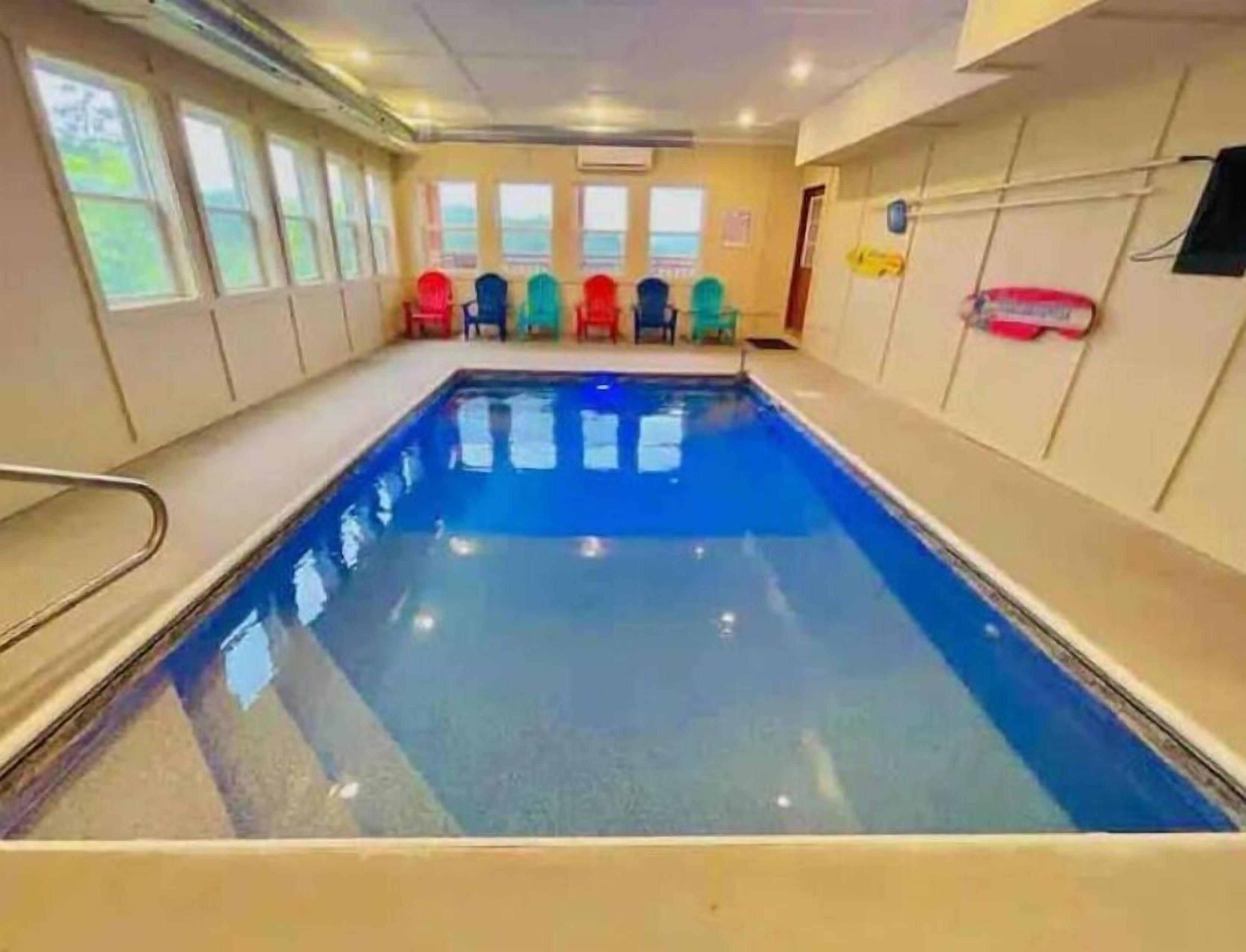 Indendørs pool, opvarmet pool