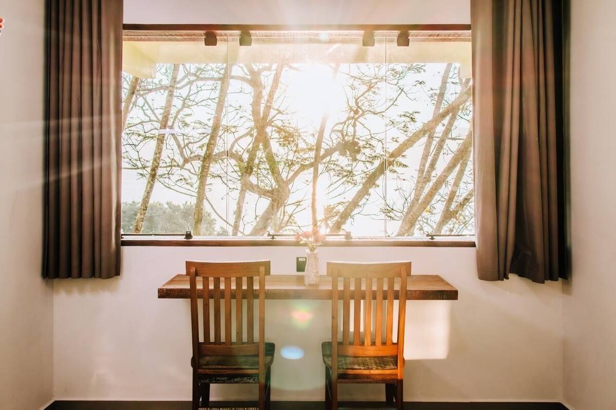 Kamar Double atau Twin Panorama, 1 Tempat Tidur Queen, akses difabel, pemandangan laut | Seprai premium, tempat tidur Select Comfort, dan meja kerja