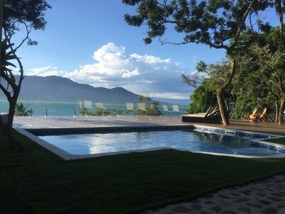 Suítes vista pro mar lhabela
