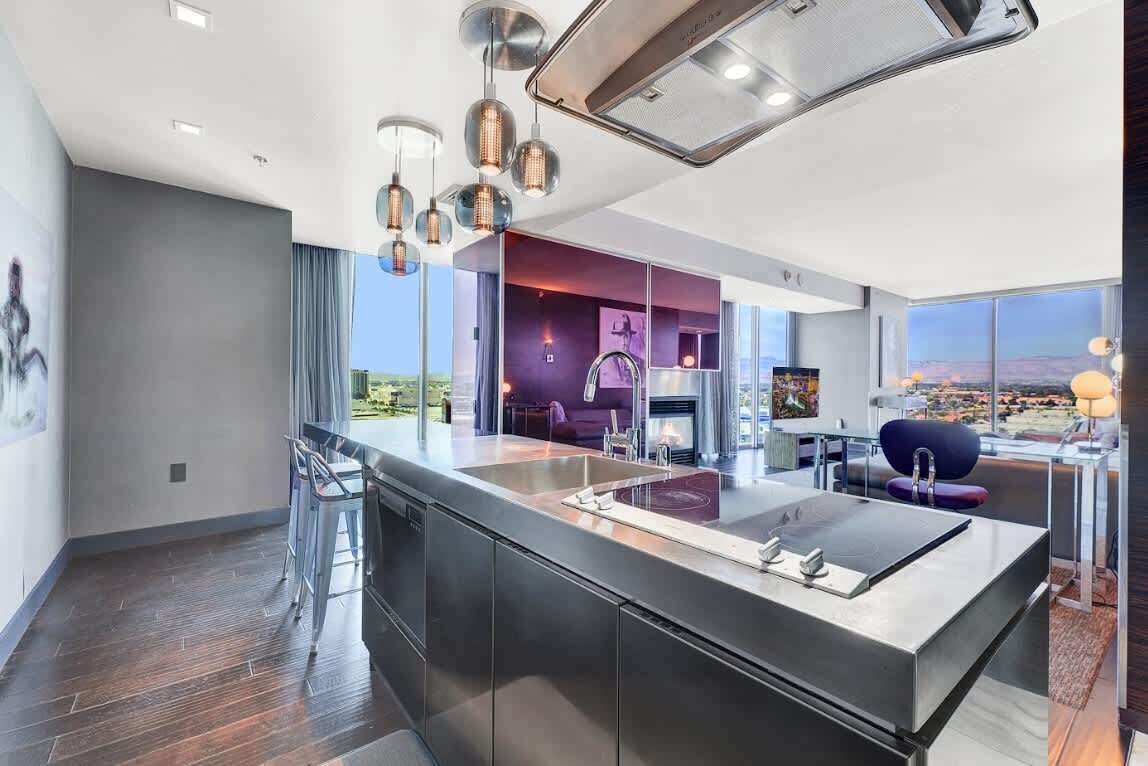 Refrigerador, microondas, parrilla de estufa y lavavajillas 