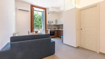 City Apartment | Living area