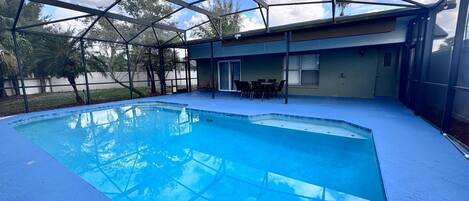 Outdoor pool, a heated pool