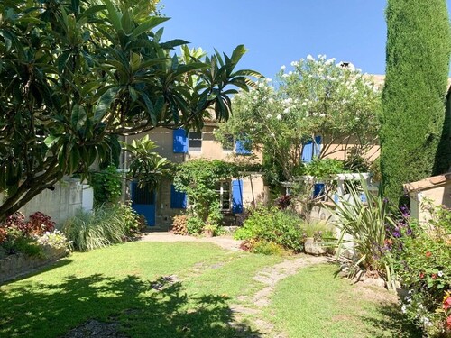 Mas Ancien Entièrement Rénové, Dans un Cadre Bucolique à 3,5 du Centre