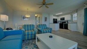 Living area - 2BR Villa Atlantic Beach Resort Peppertree
(Atlantic Beach)