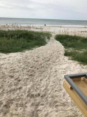 Beach - 2BR Villa Atlantic Beach Resort Peppertree
(Atlantic Beach)