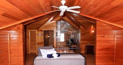 Redknot Manor Guest house/Hotel