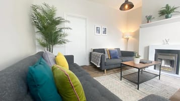 House | 3 bedrooms, bed sheets