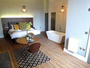 Apartment | 1 Schlafzimmer, Schreibtisch, schallisolierte Zimmer