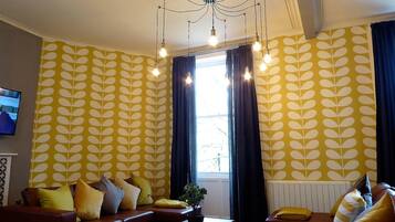 Apartment | 1 bedroom, desk, soundproofing, iron/ironing board