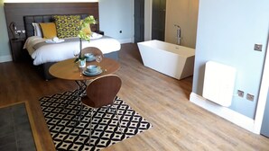 ハウス | 1 室のベッドルーム、デスク、防音設備、アイロン / アイロン台