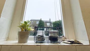 House | 2 bedrooms, iron/ironing board