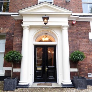 Apartment | Exterior - Claremont The Waterhouse (Leeds)