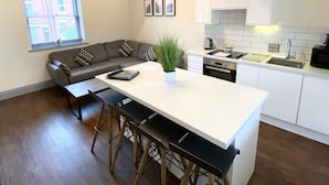 独立别墅 | 私人厨房 | 冰箱、电热水壶、厨具/餐具