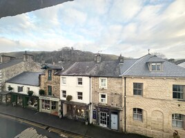 公寓 | 1 多间卧室、熨斗/熨衣板、高速上网