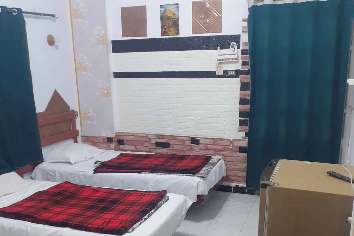 Basic Double or Twin Room