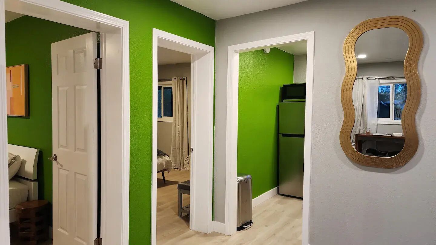 2 dormitorios, escritorio, tabla de planchar con plancha y wifi gratis