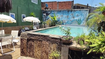 Utomhuspool