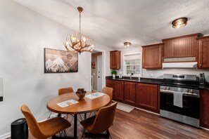 Fridge, microwave, oven, stovetop - Oak Creek--Hot Tub-Fire Pit-Creekside Exploration area, Secluded (Laurelville)