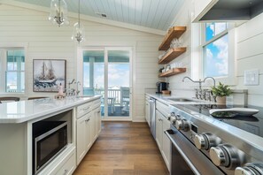 Fridge, microwave, oven, stovetop - Sunsets over the Sound, Poolside Luxury, steps away to The Point, diamond of the (Emerald Isle)