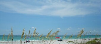 Waterfront View 10 Mins To Beach, Anna Maria Island & St Armands Circle/Lido Key