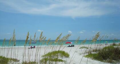 Waterfront View 10 Mins To Beach, Anna Maria Island & St Armands Circle/Lido Key