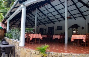 Restaurant - Hotel Campestre La Gaitana (Nimaima)