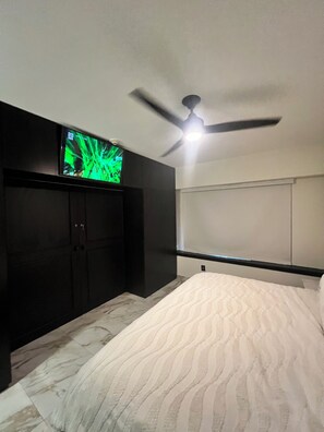 1 bedroom, iron/ironing board, free WiFi, bed sheets