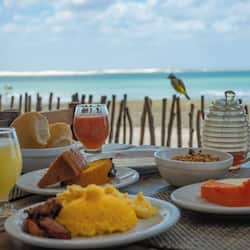 Desayuno buffet incluido todos los días