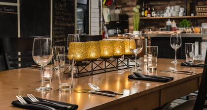 Twisted Lemon Restaurant & Boutique Inn