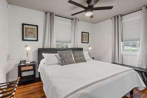 2 bedrooms, desk, iron/ironing board, travel cot