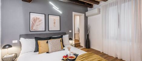 1 bedroom, iron/ironing board, travel crib, WiFi