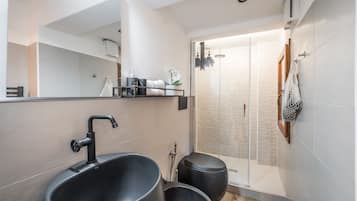 Hair dryer, towels, soap, toilet paper