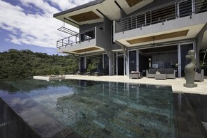 Pool - Gema Escondida-Newly Listed Home Nestled in the Jungle with Breathtaking Views  (Provincia de Puntarenas)